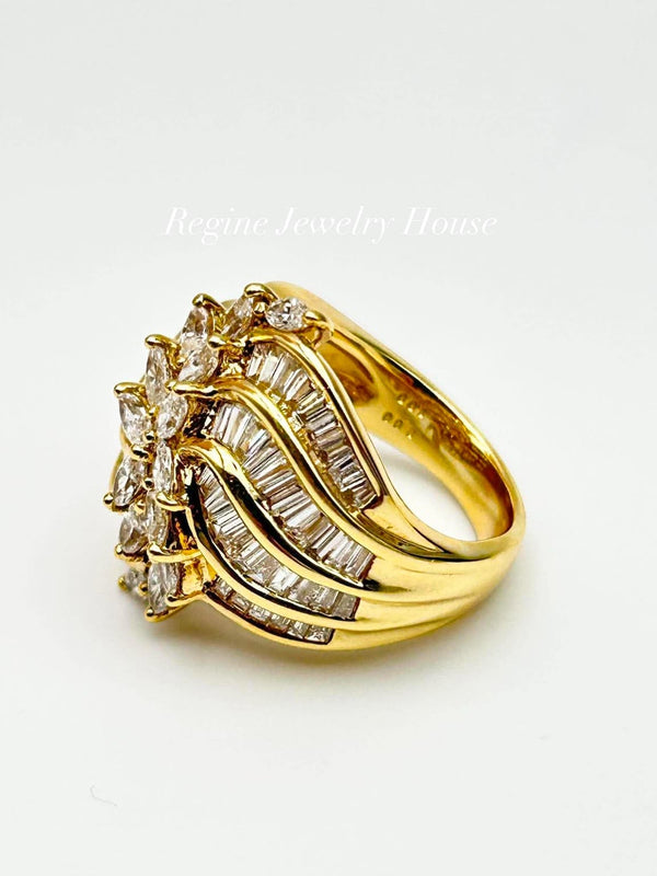 ✨ Stunning K18 Yellow Gold Diamond Cluster Ring ✨