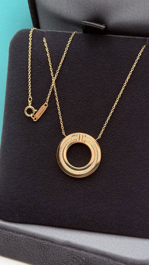 Tiffany & Co. T Two Circle Pendant Necklace in 18K Rose Gold (750)