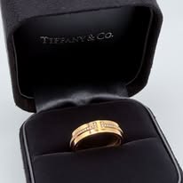 Pre-Loved Tiffany & Co. 18K Rose Gold Tiffany T Two Diamond Narrow Ring