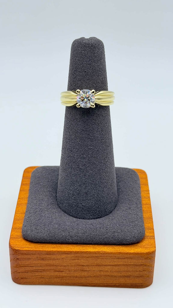 K18 Yellow Gold Solitaire Diamond Ring
