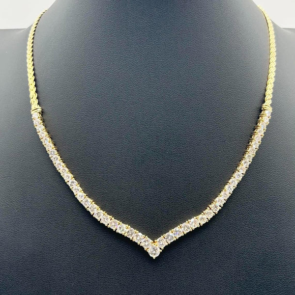 K18 Yellow Gold V-Shape Diamond Tennis Necklace