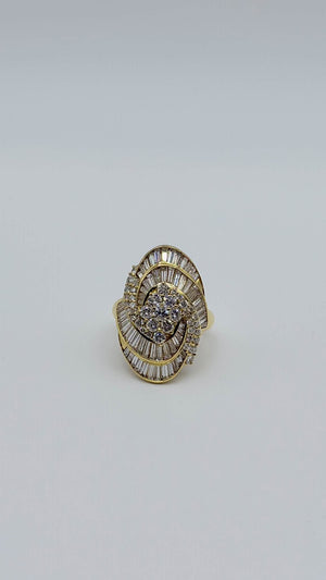 K18 Yellow Gold Spiral Diamond Statement Ring