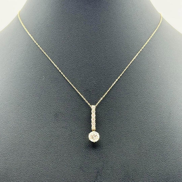K18 Yellow Gold Diamond Solitaire & Accent Pendant Necklace