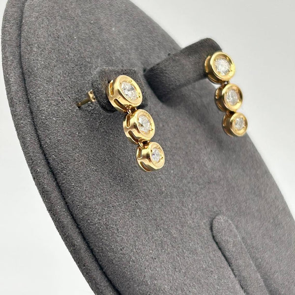 Luxurious K18 Yellow Gold Diamond Drop Earrings