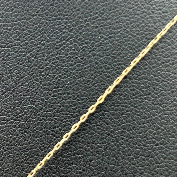 K18 Yellow Gold Diamond Solitaire & Accent Pendant Necklace