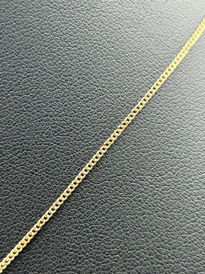 K18 Yellow Gold Geometric Diamond Pendant Necklace