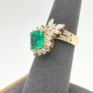 K18 Emerald and Diamond Cluster Ring
