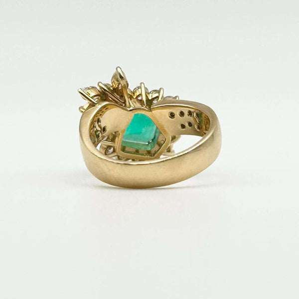 K18 Emerald and Diamond Cluster Ring
