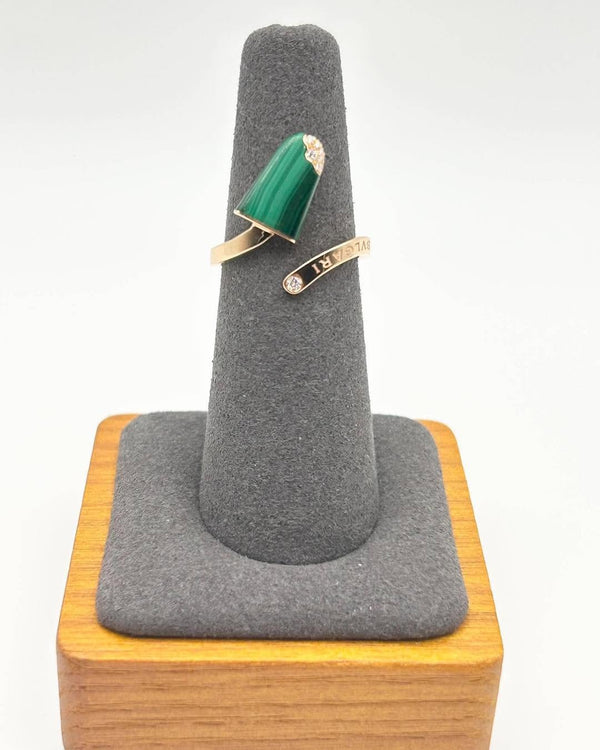 The Bvlgari Gelati Malachite & Diamond Ring in 750 Rose Gold