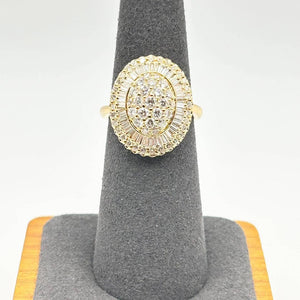 K18 Yellow Gold Oval Cluster Diamond Ring