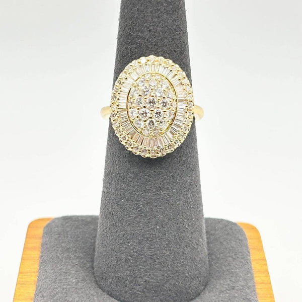 K18 Yellow Gold Oval Cluster Diamond Ring