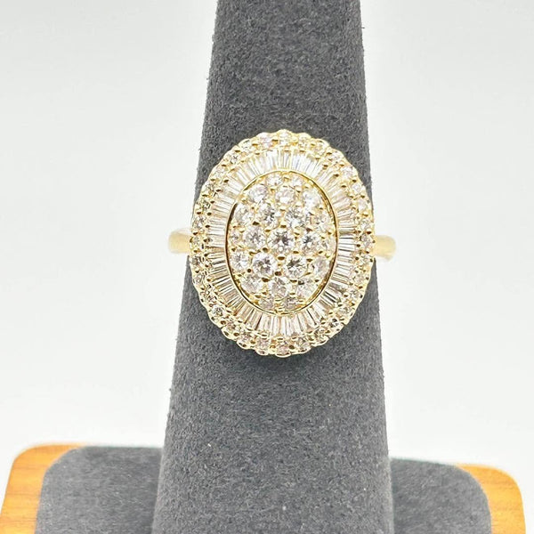 K18 Yellow Gold Oval Cluster Diamond Ring