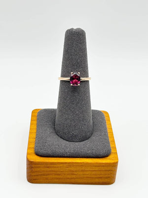 K18 Garnet Solitaire Ring