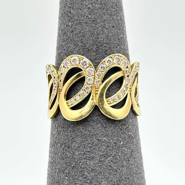 K18 Yellow Gold Diamond Interlocking Band Ring