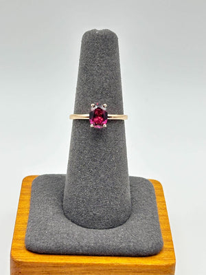 K18 Garnet Solitaire Ring