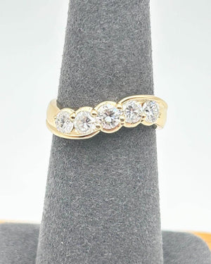 K18 5-Stone Diamond Ring
