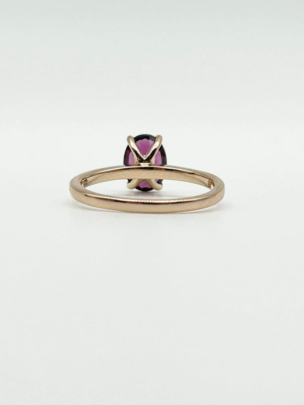 K18 Garnet Solitaire Ring