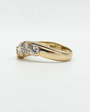 K18 5-Stone Diamond Ring