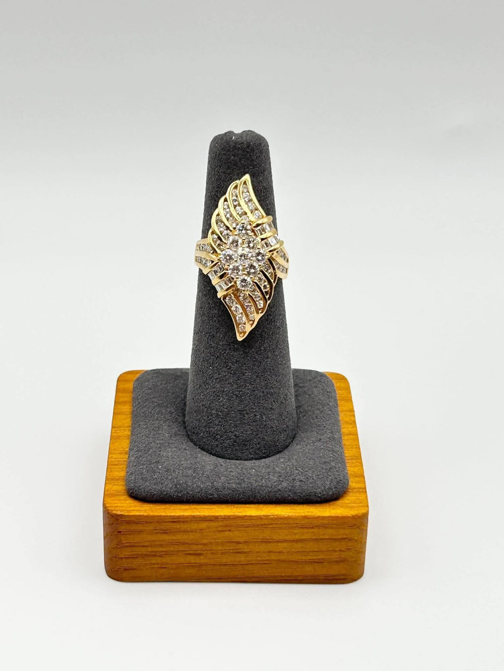K18 Yellow Gold Statement Diamond Cluster Ring
