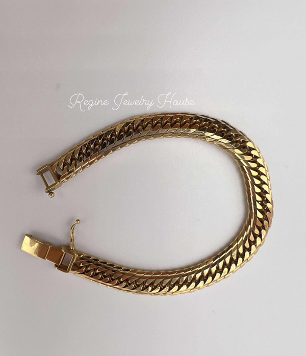 K18 Yellow Gold M-Cut Triple Kihei Bracelet – 30.0g / 18cm