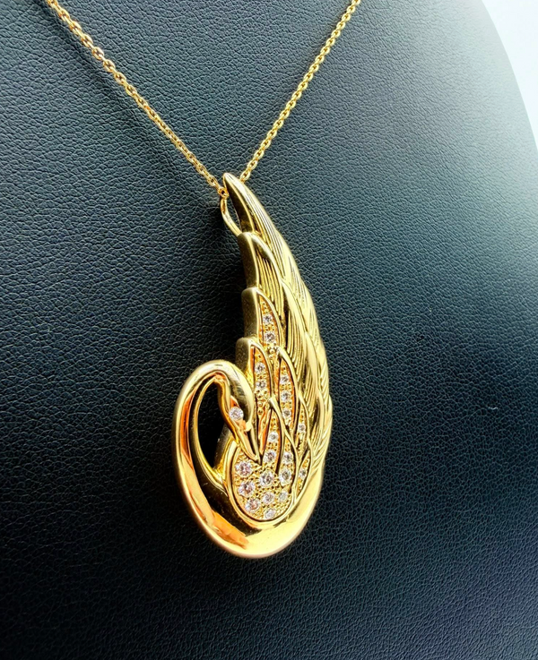 TASAKI K18 Yellow Gold 0.25ct Diamond Swan Pendant & Brooch