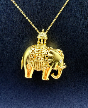 MIKIMOTO Collector's K18 Yellow Gold Ceremonial Elephant Pendant (20.3g)
