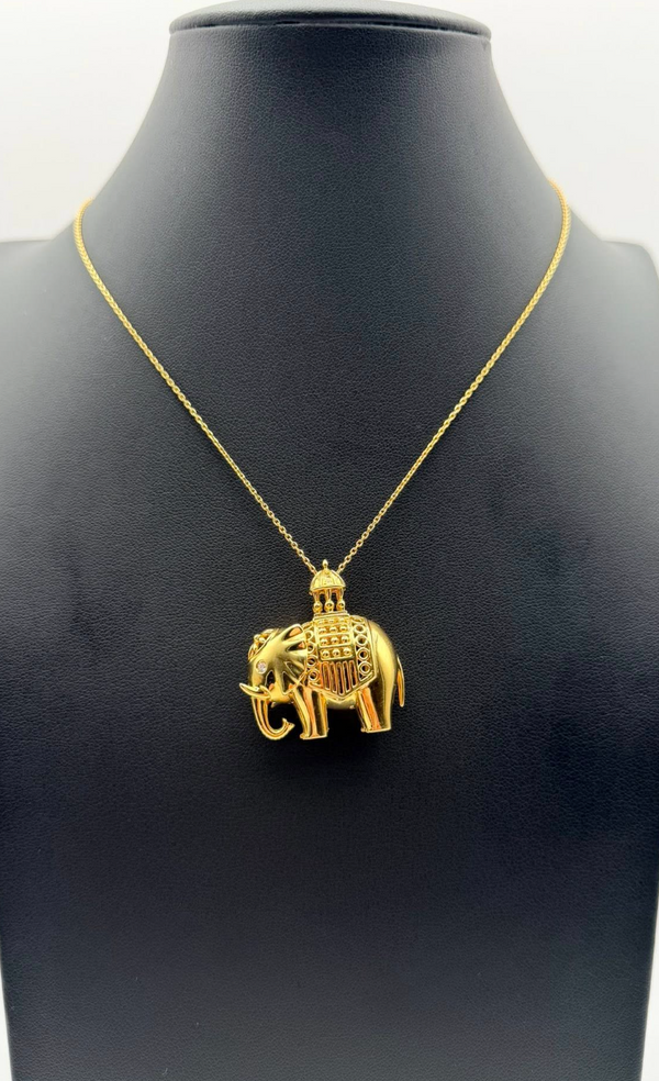 MIKIMOTO Collector's K18 Yellow Gold Ceremonial Elephant Pendant (20.3g)