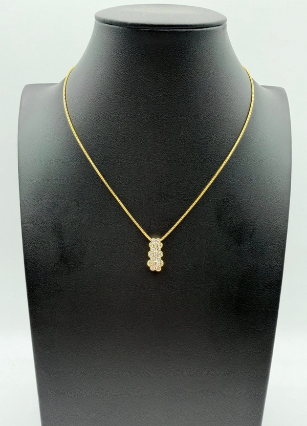 Elegant K18 Yellow Gold 0.70ct Diamond Cluster Pendant Necklace