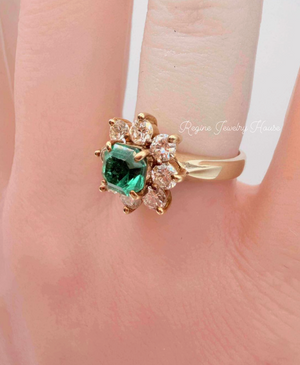 K18 Yellow Gold 0.81ct Emerald & 0.88ct Diamond Halo Cluster Ring 5.6g Size 5.75
