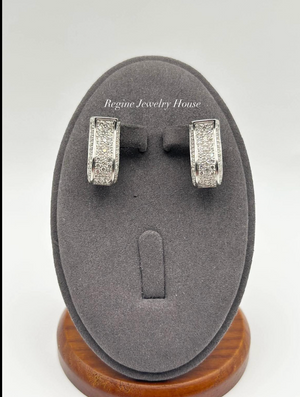 K18 White Gold Diamond Earrings