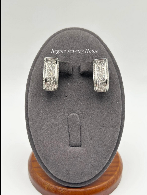 K18 White Gold Diamond Earrings