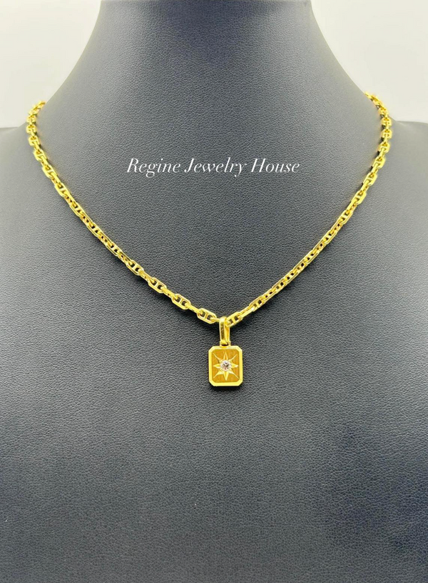 K18 Yellow Gold Diamond Pendant Necklace