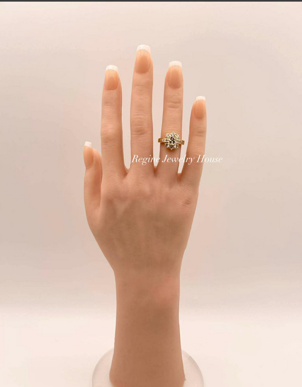 K18 Yellow Gold Diamond Ring with Certificate