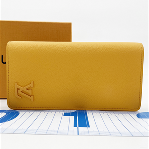 Louis Vuitton Portefeuille Brazza NM Aerogram Saffron Yellow Leather Wallet (M81811) - Rank A Mint Condition with Box & Dust Bag