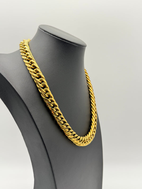 Heavy K18 Yellow Gold Cuban Link Necklace